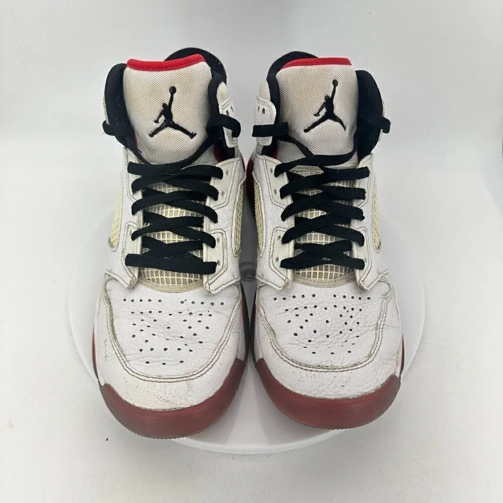 Nike Air Jordan Mars 270 Men Size 10 CD7070-104 White Red Basketball Shoes